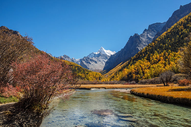 อุทยานย่าติง - Yading Nature Reserve