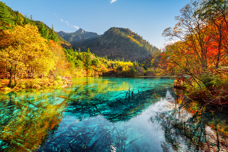 อุทยานแห่งชาติจิ่วจ้ายโกว - Jiuzhaigou